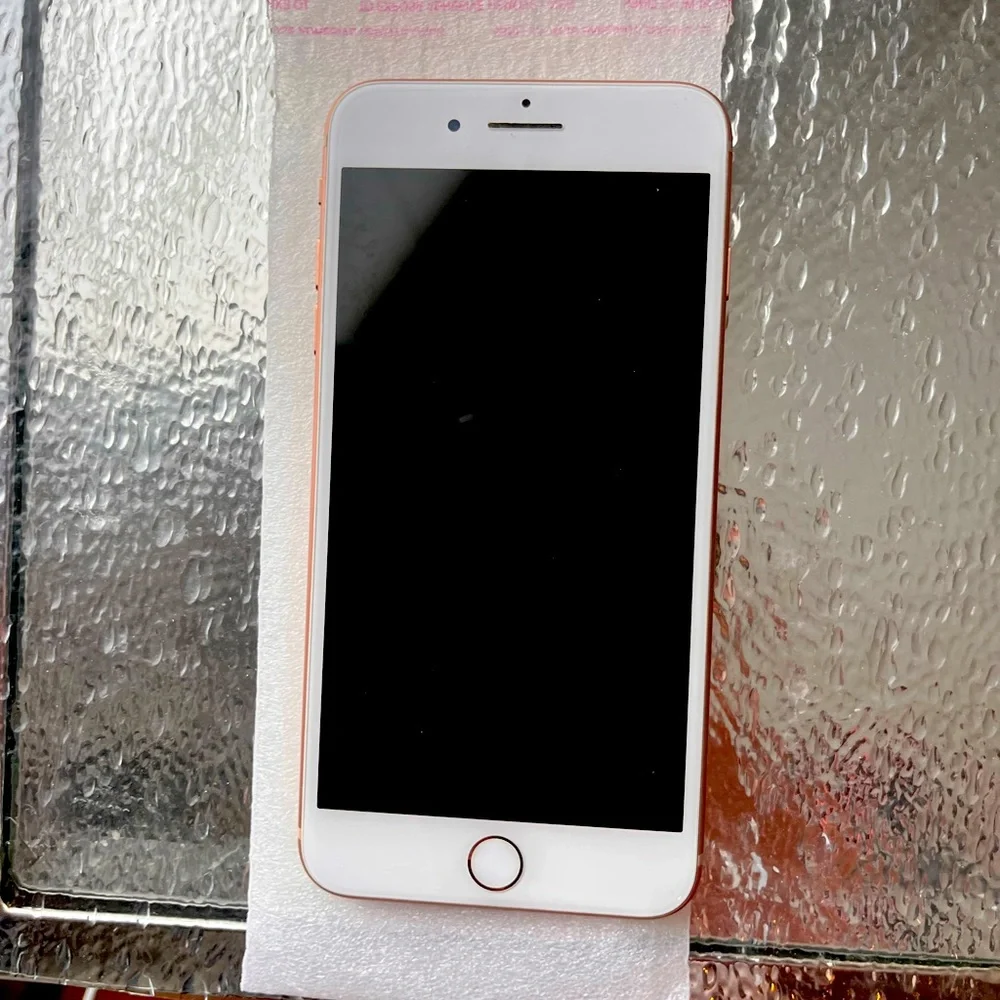 Pre- Owned / Refurbished Pink Rose Gold Apple iPhone 10XR with box